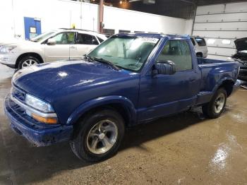  Salvage Chevrolet S-10