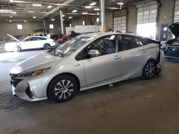  Salvage Toyota Prius