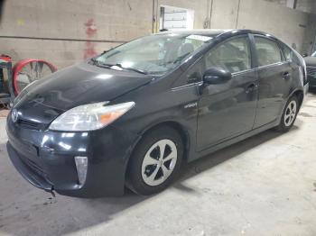  Salvage Toyota Prius