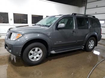  Salvage Nissan Pathfinder