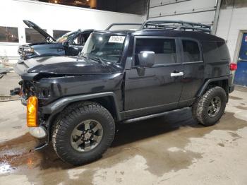  Salvage Toyota FJ Cruiser