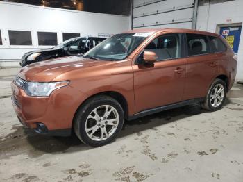  Salvage Mitsubishi Outlander