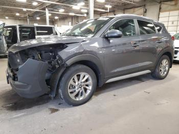  Salvage Hyundai TUCSON