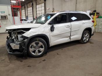  Salvage Toyota Highlander