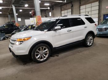  Salvage Ford Explorer