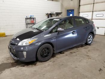  Salvage Toyota Prius