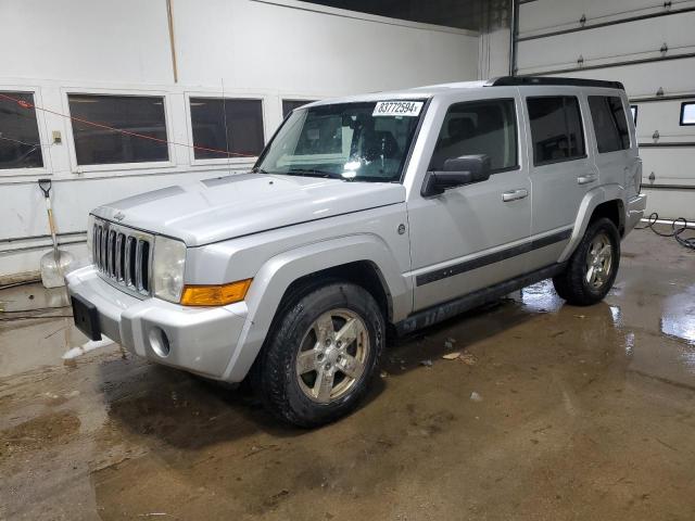  Salvage Jeep Commander