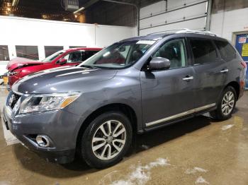  Salvage Nissan Pathfinder