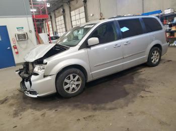  Salvage Chrysler Minivan