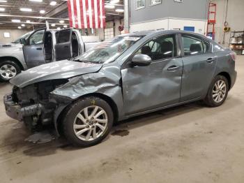  Salvage Mazda 3