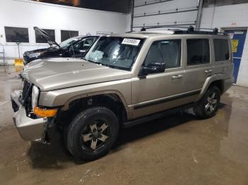  Salvage Jeep Commander