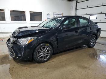  Salvage Toyota Yaris