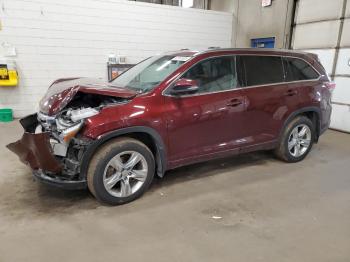  Salvage Toyota Highlander