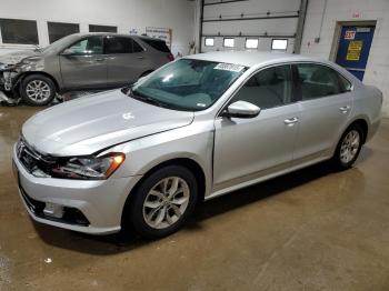  Salvage Volkswagen Passat