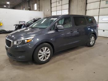  Salvage Kia Sedona