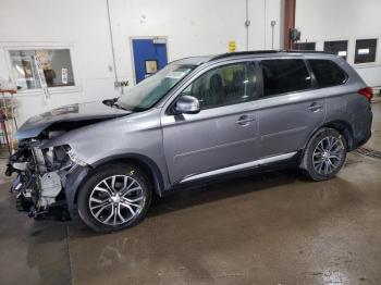  Salvage Mitsubishi Outlander