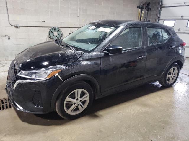  Salvage Nissan Kicks
