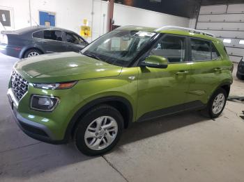  Salvage Hyundai VENUE