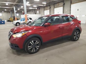  Salvage Nissan Kicks