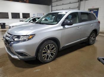  Salvage Mitsubishi Outlander