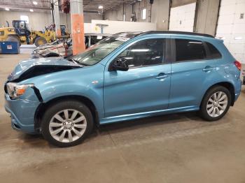  Salvage Mitsubishi Outlander