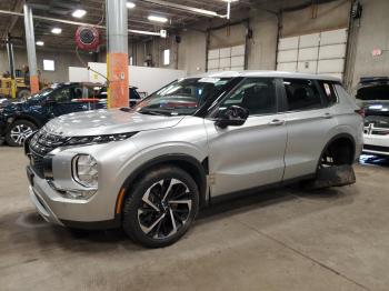  Salvage Mitsubishi Outlander