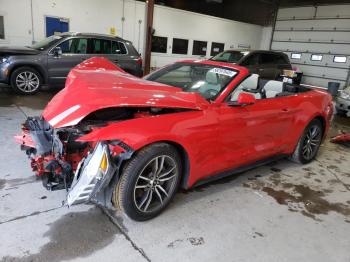  Salvage Ford Mustang