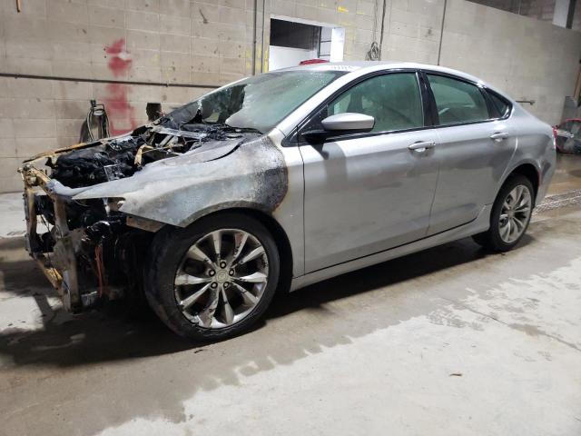  Salvage Chrysler 200
