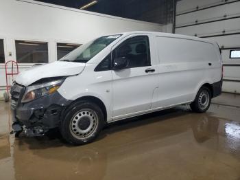  Salvage Mercedes-Benz Metris