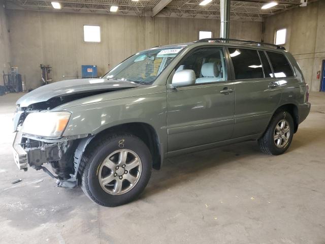  Salvage Toyota Highlander