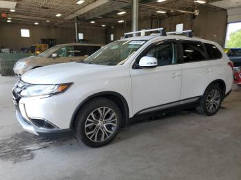  Salvage Mitsubishi Outlander