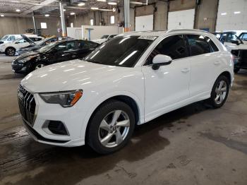  Salvage Audi Q3