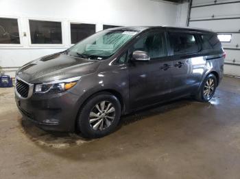  Salvage Kia Sedona