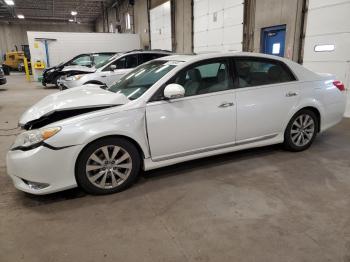  Salvage Toyota Avalon