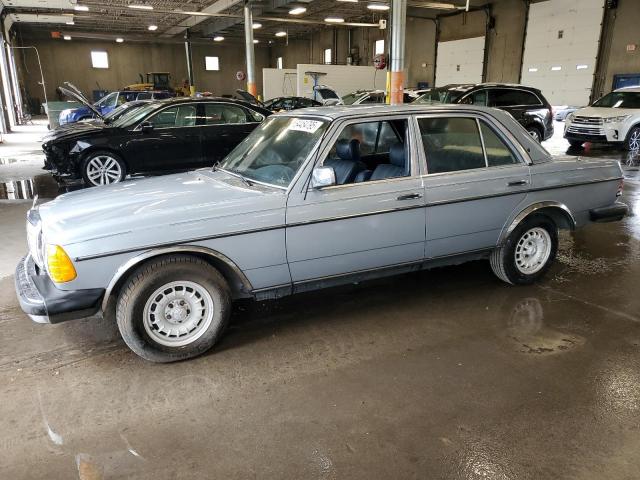  Salvage Mercedes-Benz 300-Class