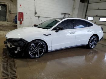  Salvage Hyundai SONATA