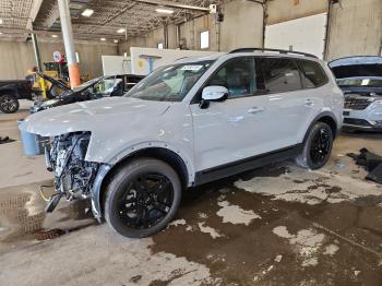  Salvage Kia Telluride