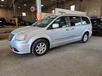 Salvage Chrysler Minivan
