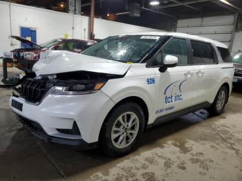  Salvage Kia Carnival