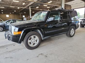  Salvage Jeep Commander