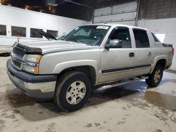  Salvage Chevrolet Avalanche