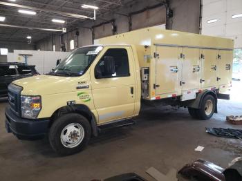  Salvage Ford Econoline