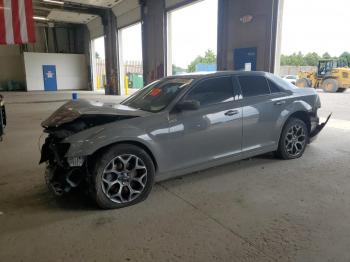  Salvage Chrysler 300