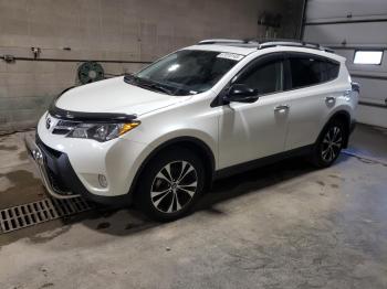  Salvage Toyota RAV4