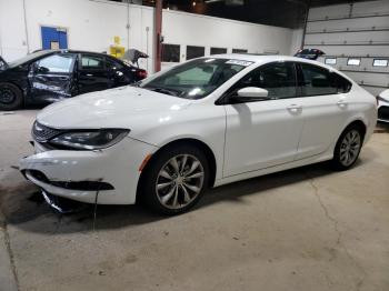  Salvage Chrysler 200