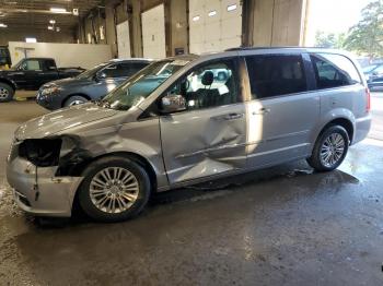  Salvage Chrysler Minivan