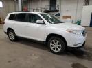 Toyota Highlander Base Image 9