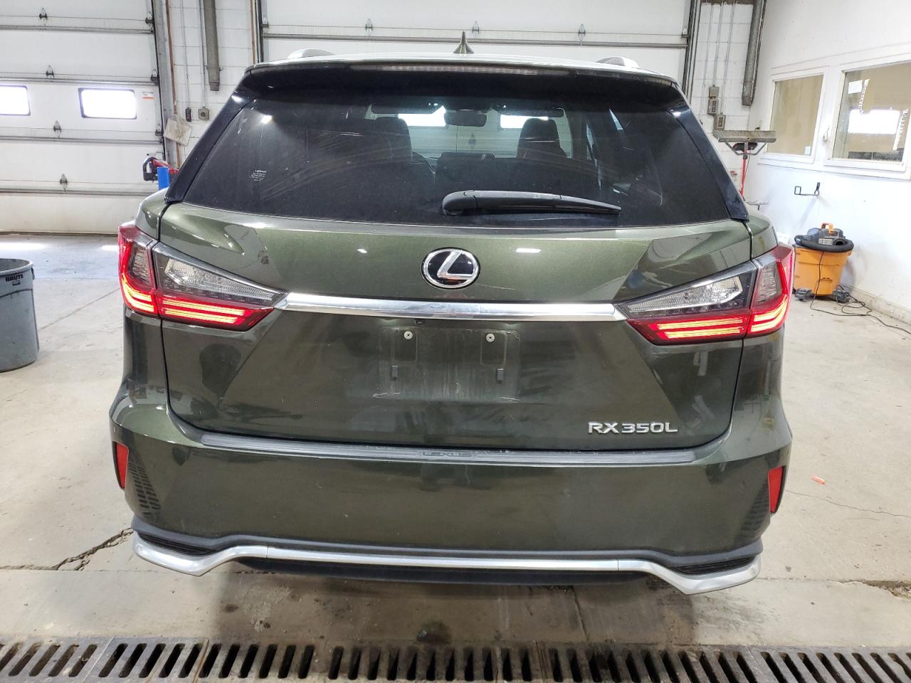 Lexus RX 350 L Image 9
