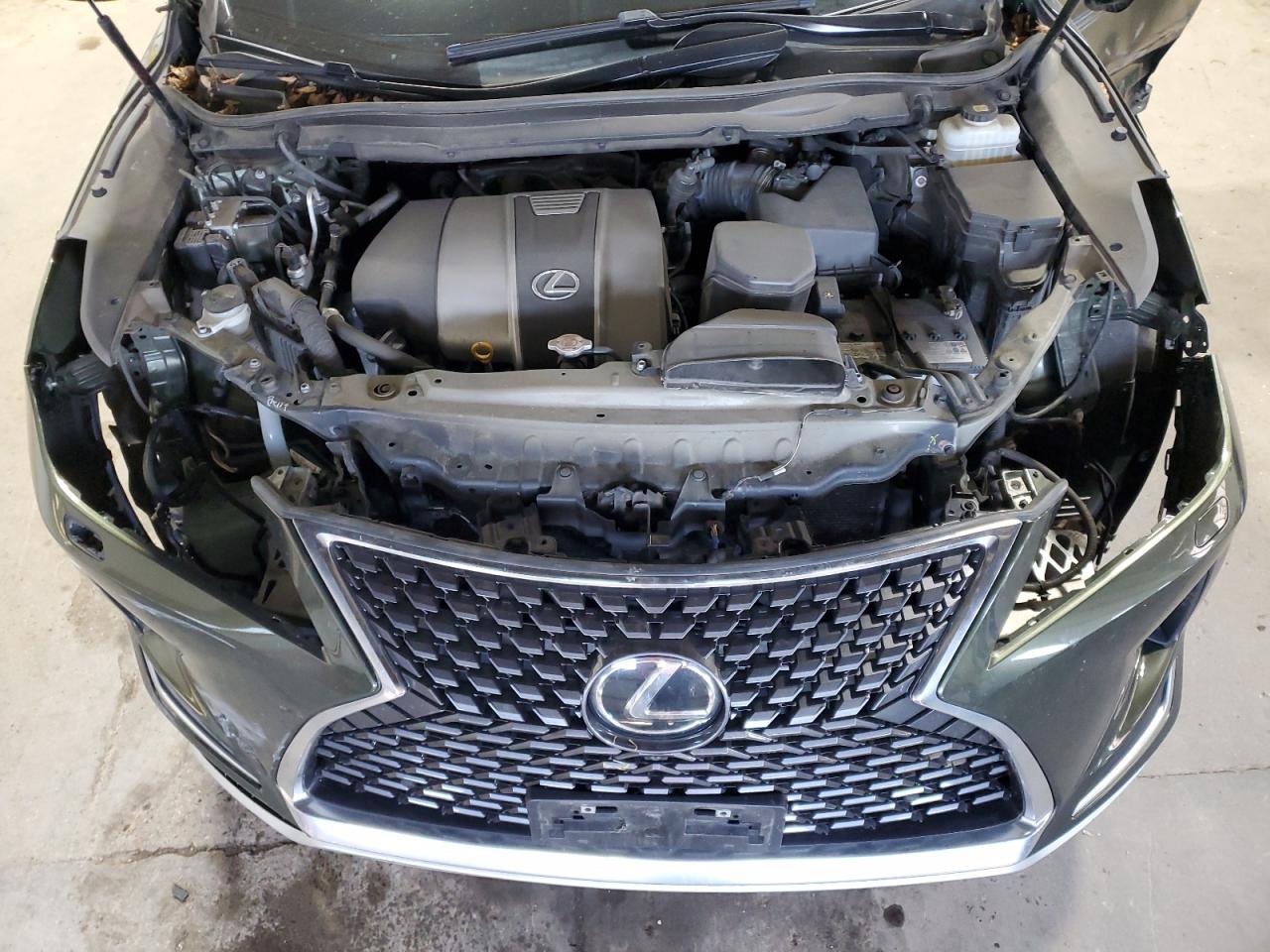 Lexus RX 350 L Image 14
