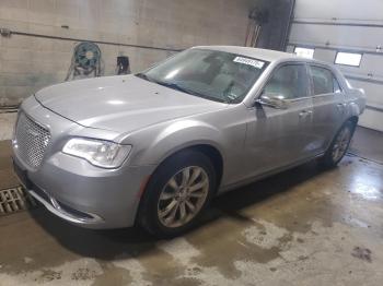  Salvage Chrysler 300